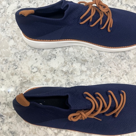 NEW MEN'S DARK BLUE NAVY PULL ON WHITE SOLE SOLED SHOES SIZE 15 EU 39 - Picture 3 of 9